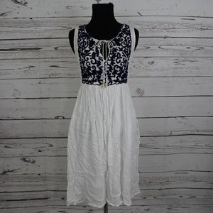 Chic Connection Embroidered Dress Size S